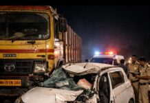 🚨 शिरूर तालुक्यात भीषण अपघात : वडील व चिमुकलीसह तिघांचा मृत्यू, पत्नी गंभीर जखमी