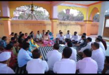 प्रशासन पोहचले वाफगावकरांच्या दारी! ‘महाराजस्व समाधान शिबिरा’साठी राम मंदिरात रंगली ‘घोंगडी बैठक’